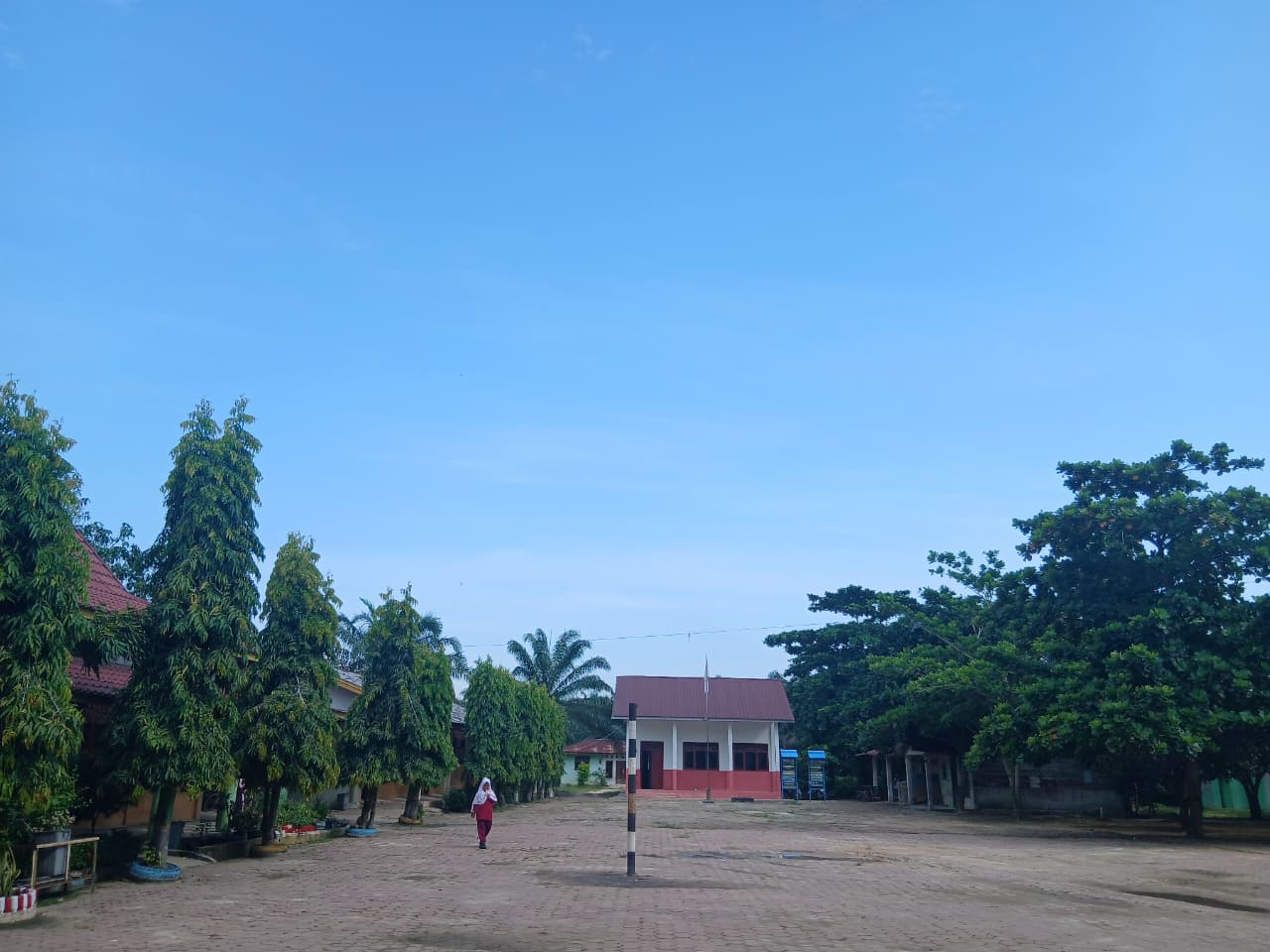 lapangan sekolah